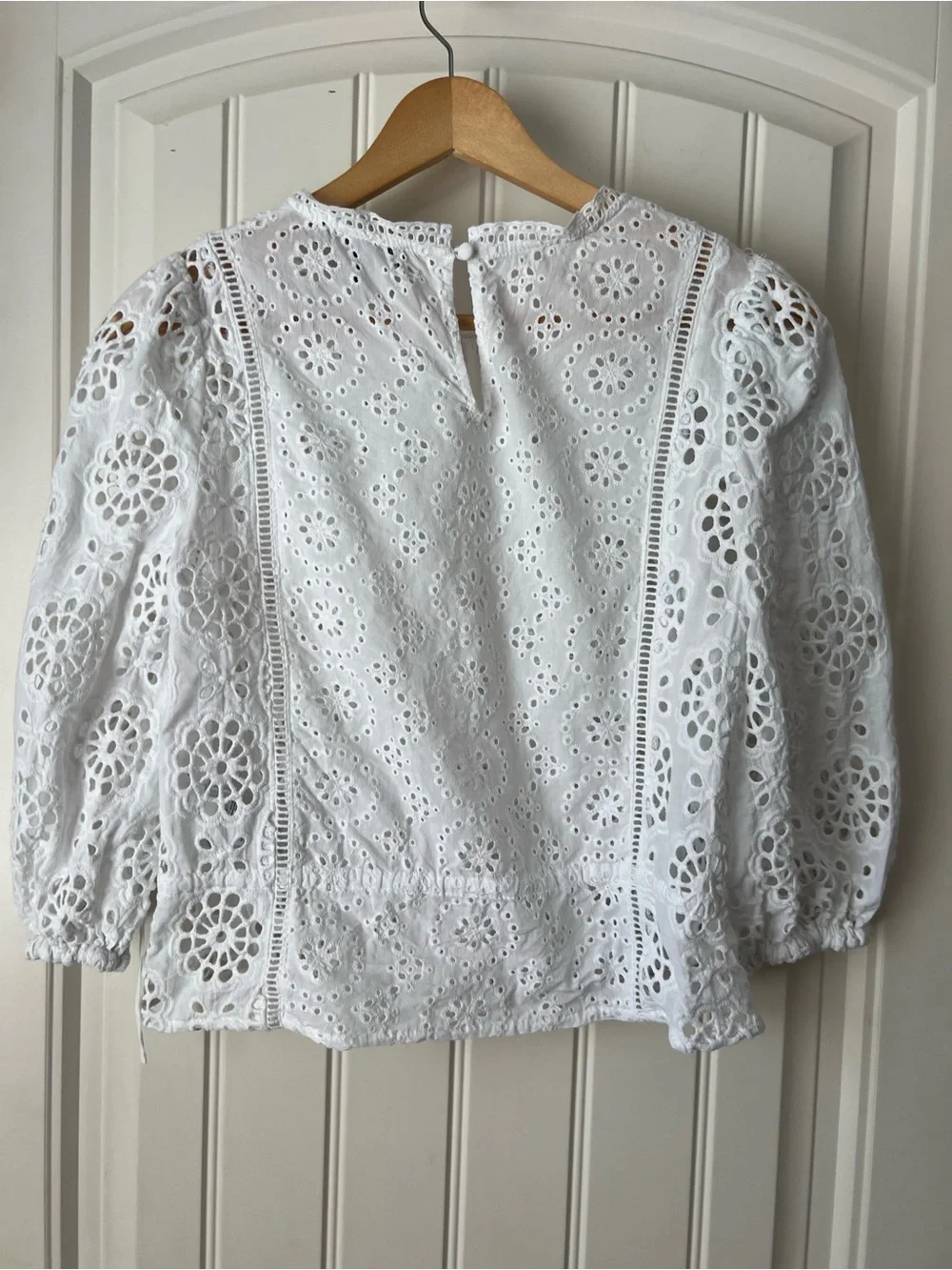 Banana Republic Women's White Eyelet Puff-Sleeve Top